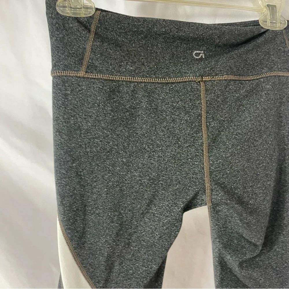 Gapfit gfast Capri workout capris - Picture 3 of 12